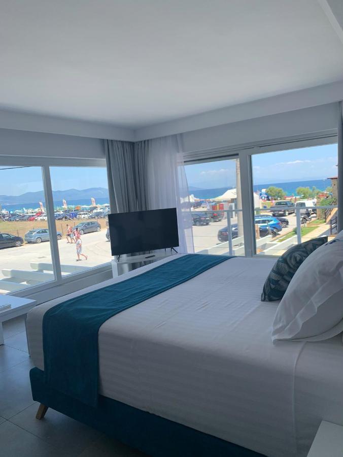 Ocean Blue Suites อิเอริสโซส ภายนอก รูปภาพ